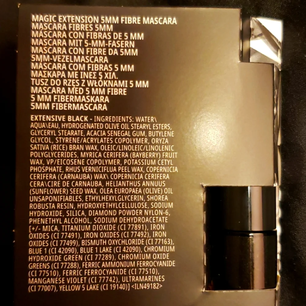 TRAVEL MAC MAGIC EXTENSION 5MM FIBRE MASCARA.